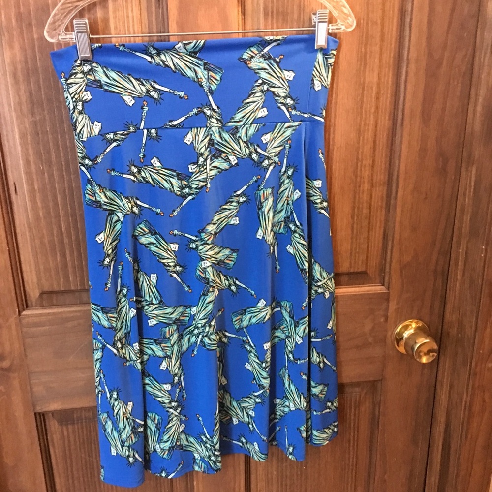 Lularoe Azure Statue of Liberty